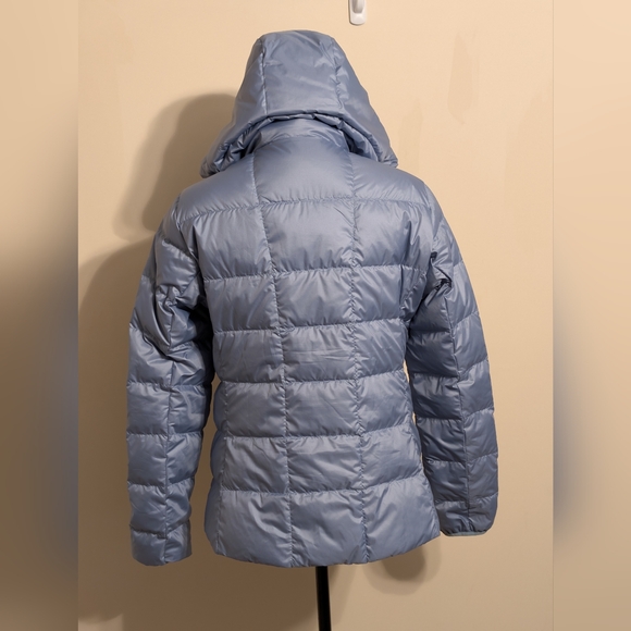 NWOT Quince Blue Lightweight Packable Hooded Puffer Jacket Down Filled Medium - Picture 3 of 11